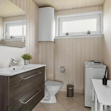 Gorgeous In With Kitchen Broager